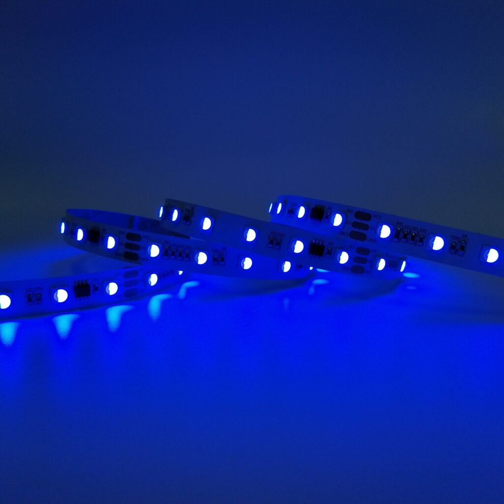 UCS2904B SMD5050 60LEDs/M RGBW SPI LED Strip - product view UCS2904B SMD5050 60LEDs/M RGBW SPI LED Strip